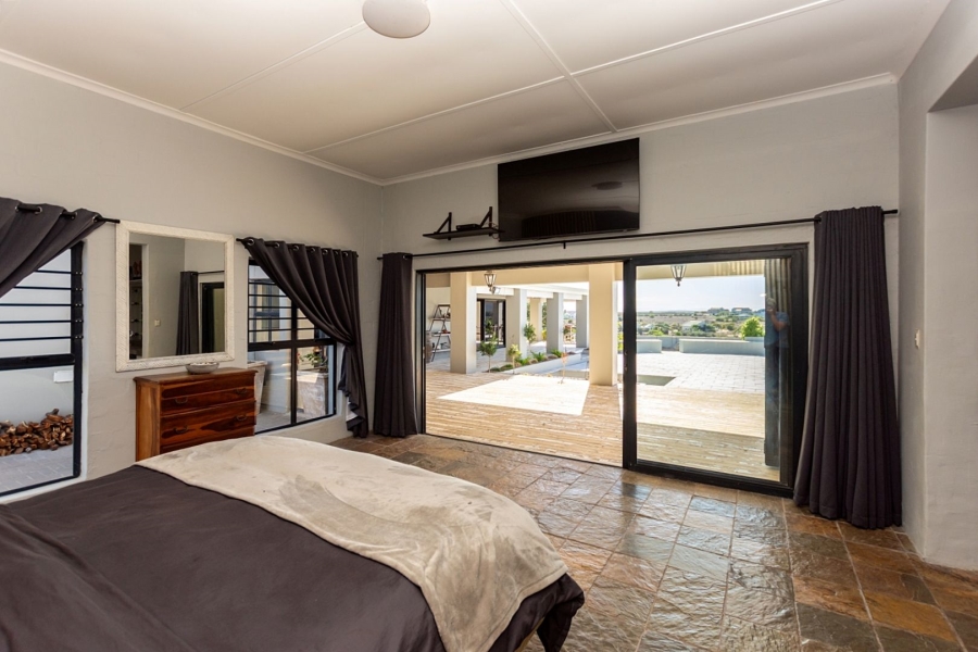 13 Bedroom Property for Sale in Olifantskop Western Cape